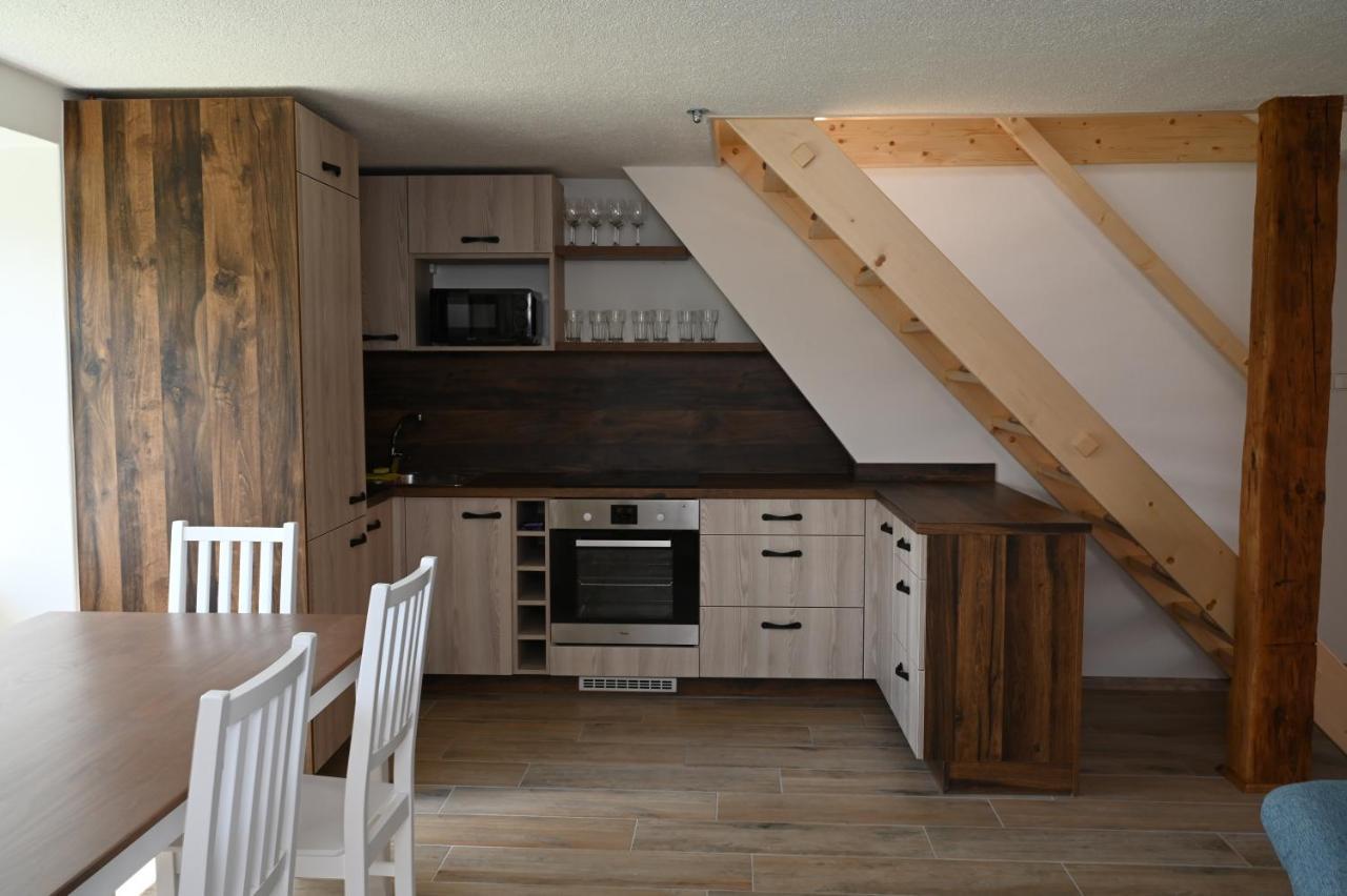 Mezi Radky Apartament Jindřichŭv Hradec