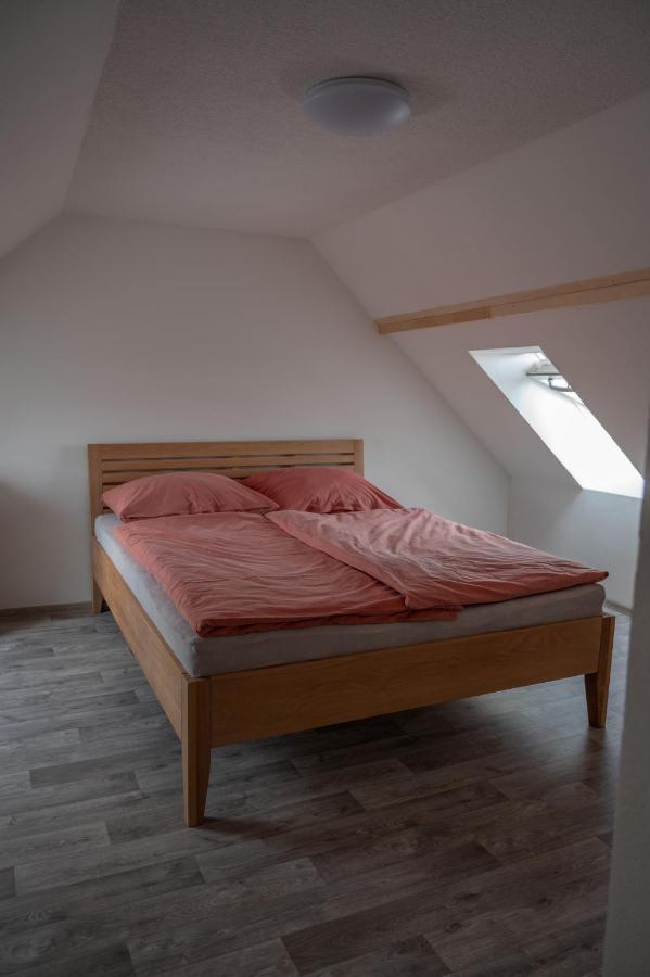 Mezi Radky Apartament Jindřichŭv Hradec
